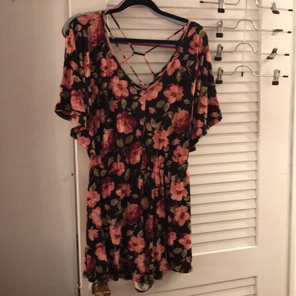 American Eagle Floral Romper